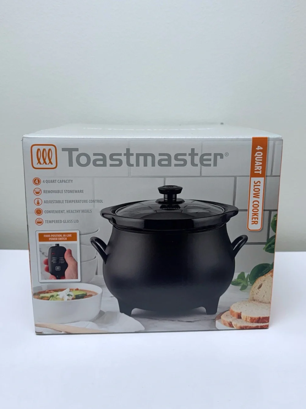 New Toastmaster Black Cauldron Slowcooker with Glass Lid